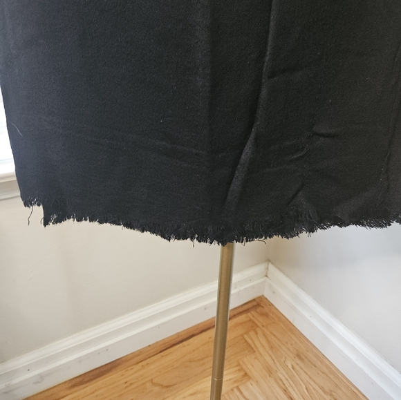 Black Scarf - Picture 2 of 3